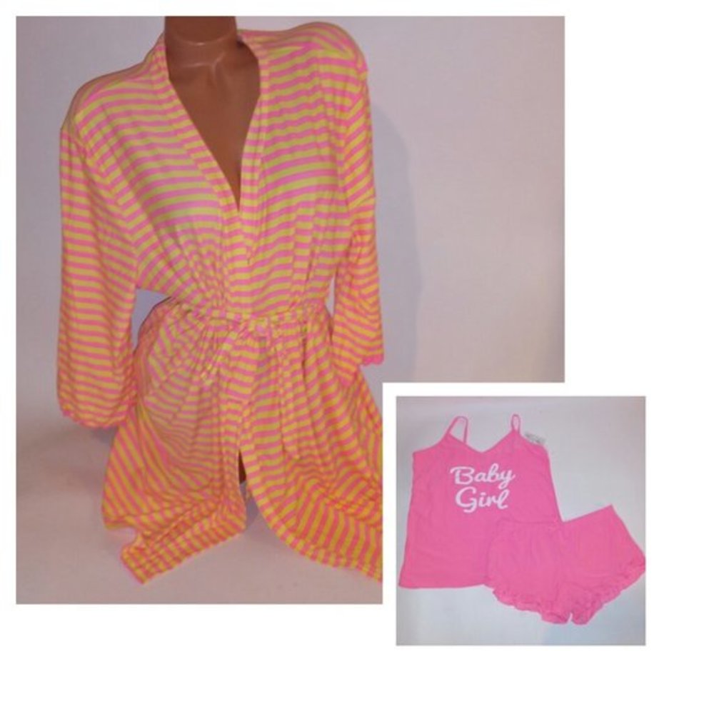 Sleep Junkie‎ Pajama Set